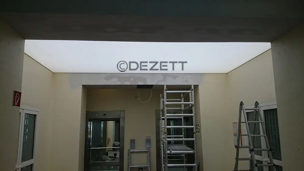 DEZETT Spanndecken & Lichtdecken - Gallery - LED-Lichtdecke / Bürogebäude Berlin